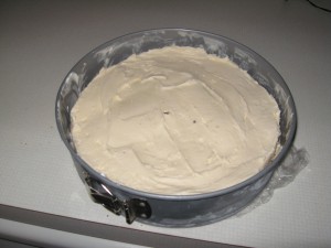 Homemade Ice cream Cake Recipes - removing layer