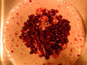 How to cut up a Pomegranate